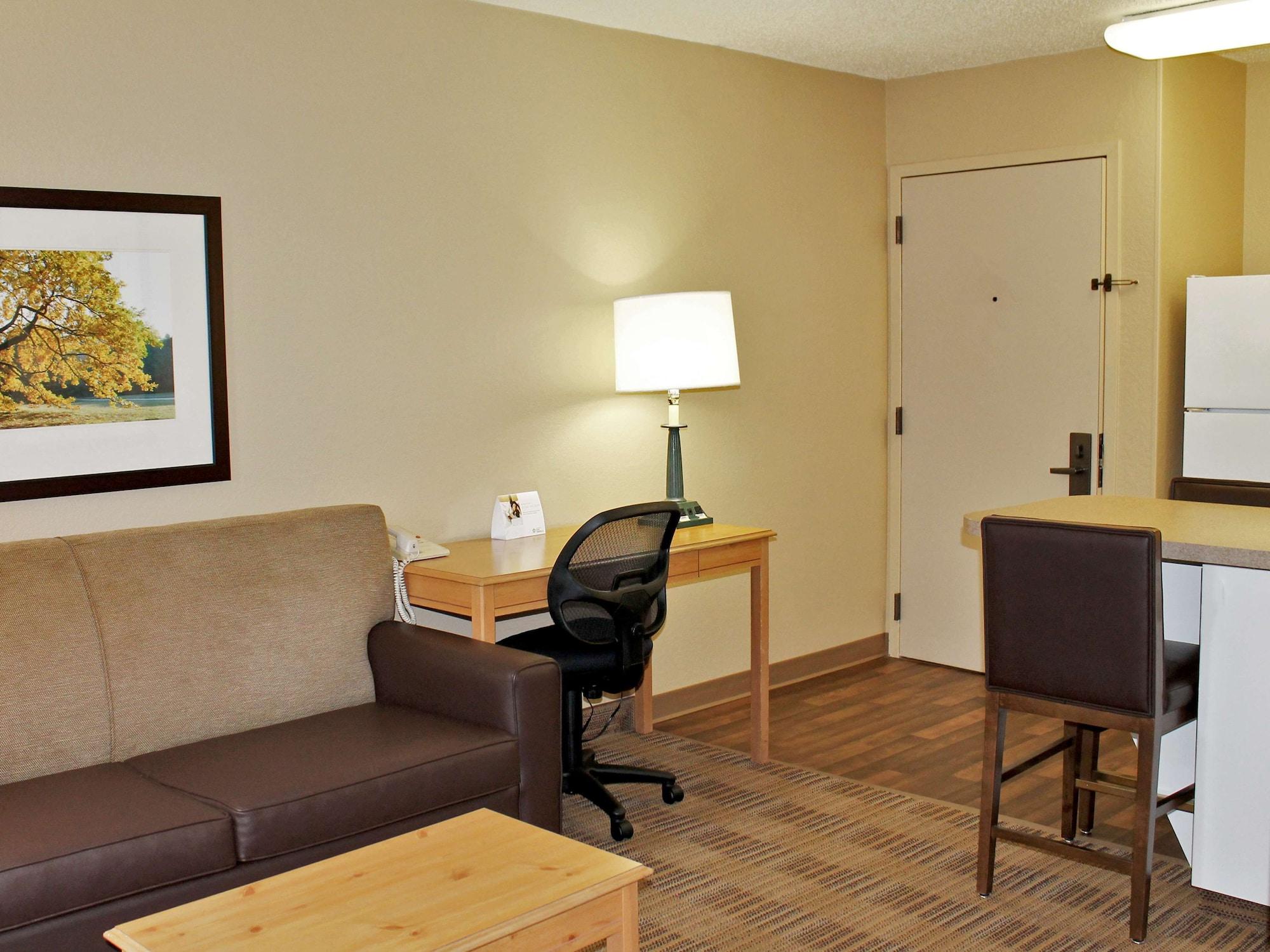 Extended Stay America Suites - Boston - Burlington Bagian luar foto