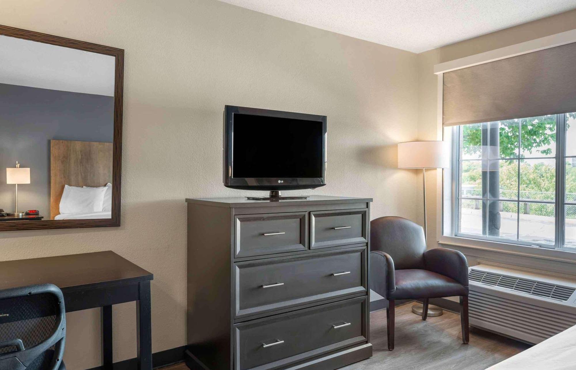 Extended Stay America Suites - Boston - Burlington Bagian luar foto