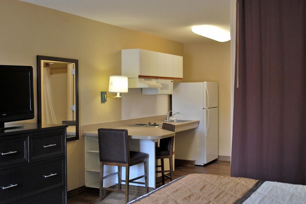 Extended Stay America Suites - Boston - Burlington Bagian luar foto